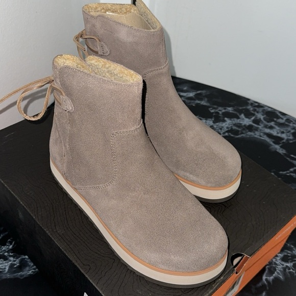 Women- Boots Merrell Juno Bluff Polar Waterproof Boulder-AUTHENTIC NEW w DEFECT - Picture 7 of 11